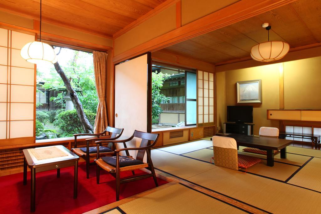 Hôtel Yudanaka Yumoto à Yamanouchi  Extérieur photo