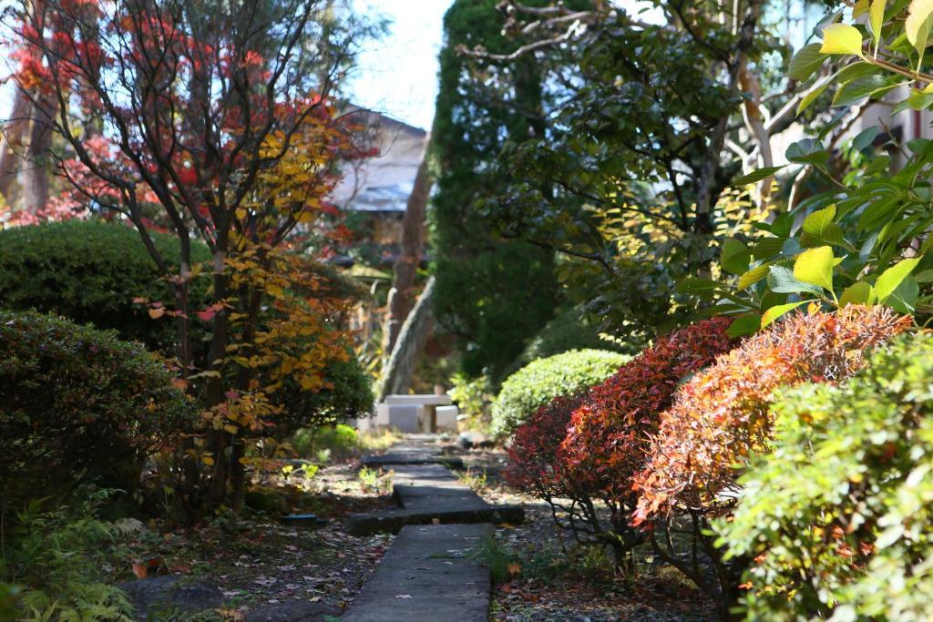 Hôtel Yudanaka Yumoto à Yamanouchi  Extérieur photo